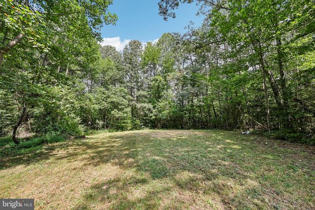 8140 SINCLAIR MILL RD, Manassas, VA 20112
