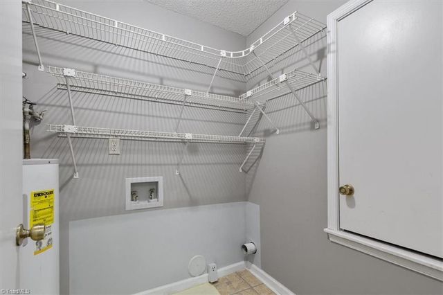 5627 Hornaday Road B, Greensboro, NC 27409