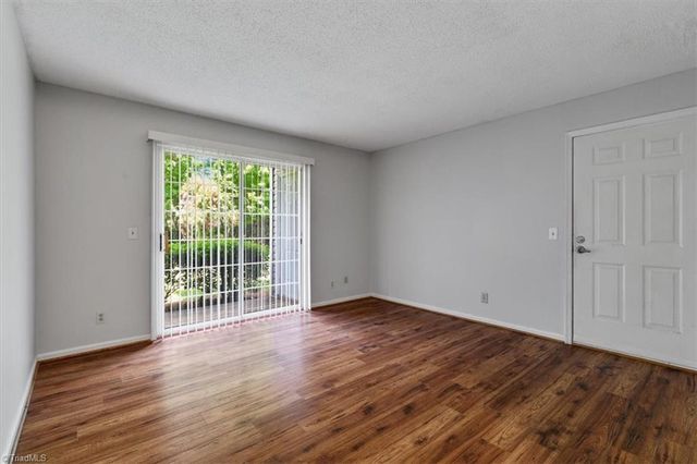 5627 Hornaday Road B, Greensboro, NC 27409