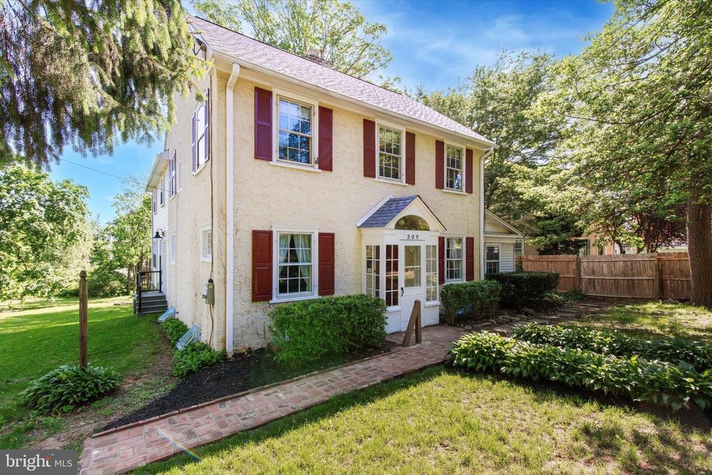 309 CONESTOGA RD, Wayne, PA 19087