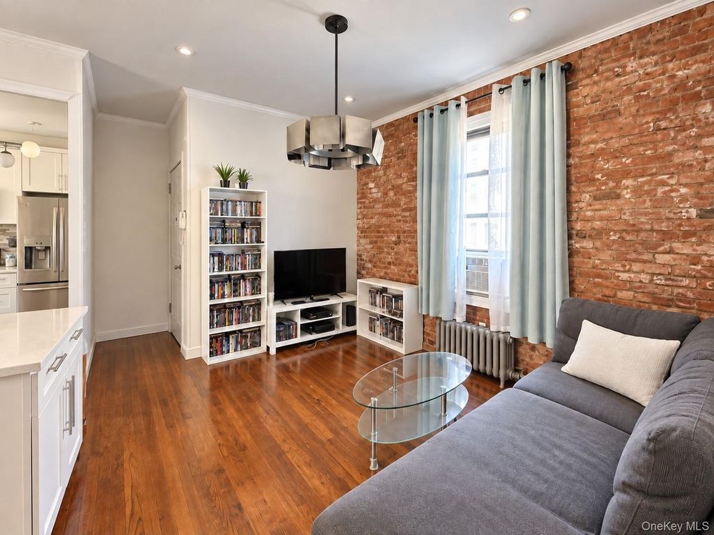 21-68 35 Street 3B, Astoria, NY 11105 — photo 4