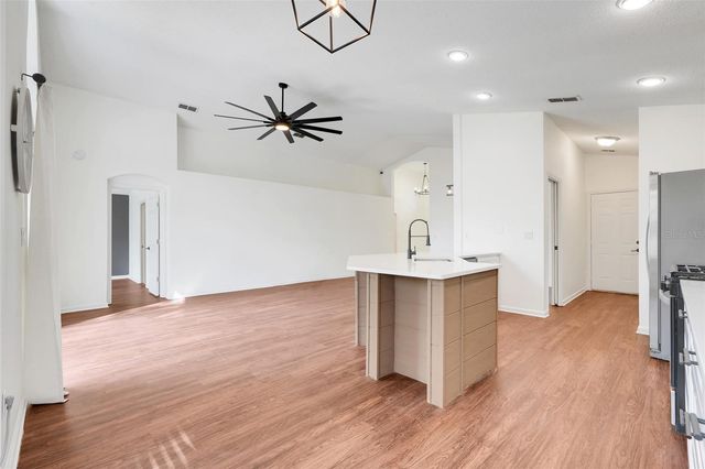 15722 AUTUMN GLEN AVENUE, Clermont, FL 34714