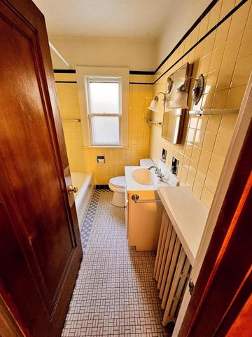 1751 N 60th STREET, Milwaukee, WI 53208