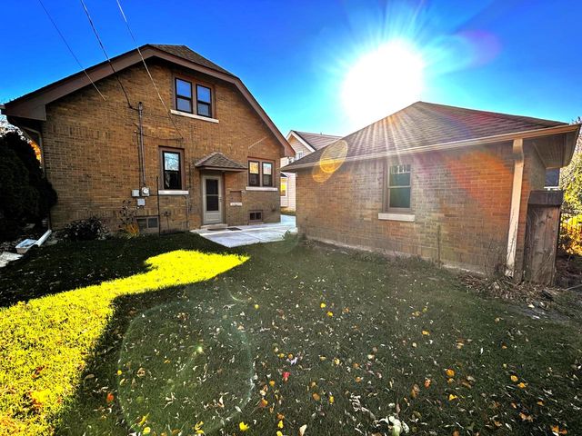 1751 N 60th STREET, Milwaukee, WI 53208