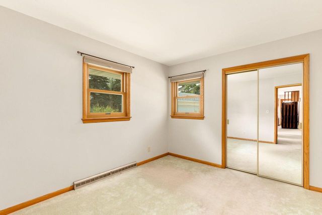 N87W18091 Summit DRIVE, Menomonee Falls, WI 53051