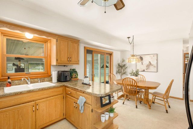 N87W18091 Summit DRIVE, Menomonee Falls, WI 53051
