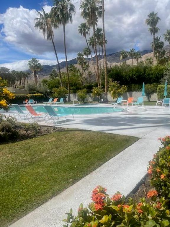1111 Ramon Road 53, Palm Springs, CA 92264