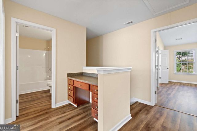 3323 Castleberry Vil Circle, Cumming, GA 30040