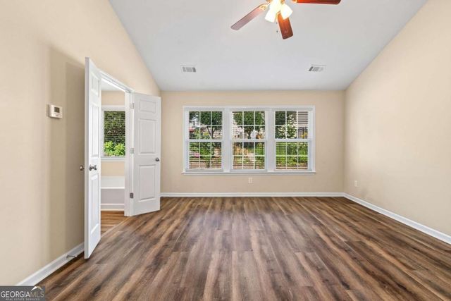 3323 Castleberry Vil Circle, Cumming, GA 30040