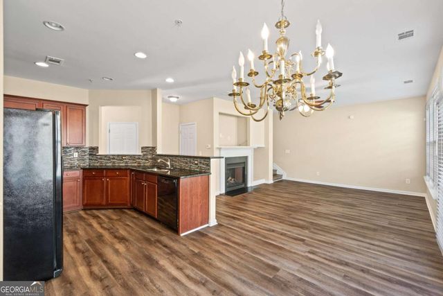 3323 Castleberry Vil Circle, Cumming, GA 30040