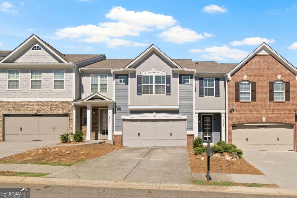 3323 Castleberry Vil Circle, Cumming, GA 30040