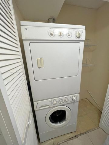 8740 N Sherman Cir 308, Miramar, FL 33025