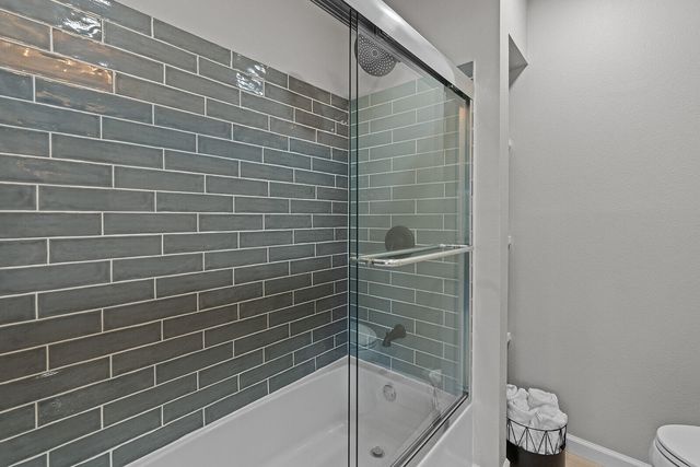 714 E Buffalo Street, Bolivar, MO 65613