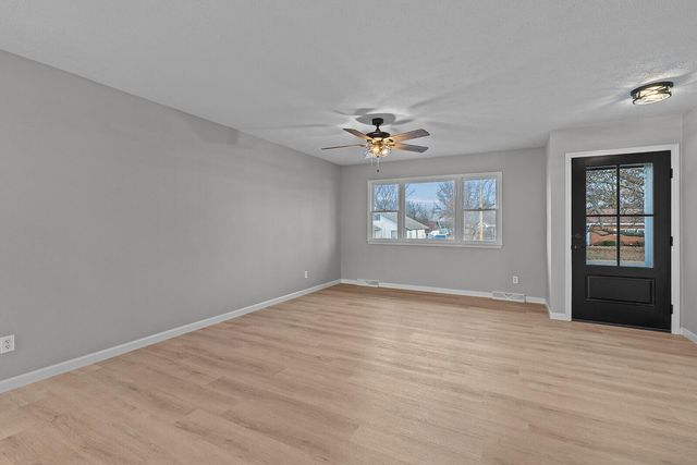 714 E Buffalo Street, Bolivar, MO 65613