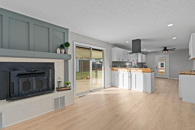 714 E Buffalo Street, Bolivar, MO 65613