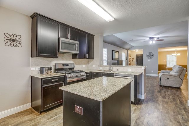 3136 Sangria Lane, Fort Worth, TX 76177