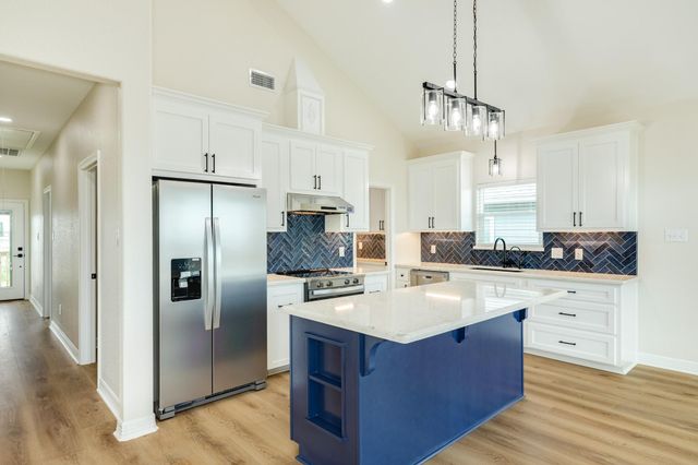 1106 White Cap Drive, Surfside Beach, TX 77541