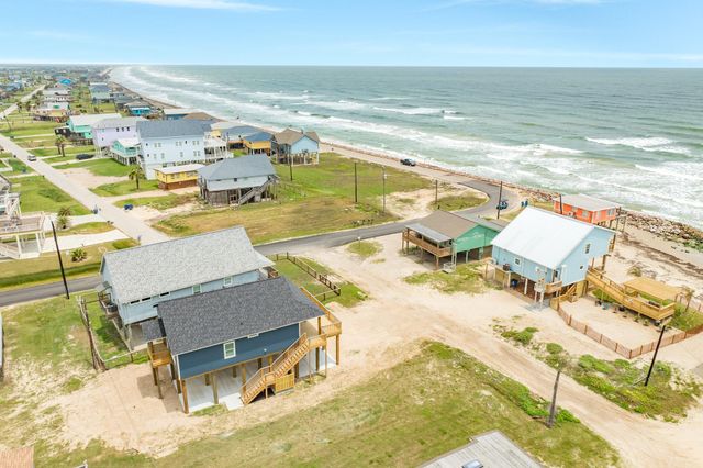 1106 White Cap Drive, Surfside Beach, TX 77541