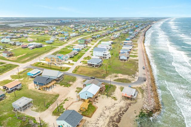 1106 White Cap Drive, Surfside Beach, TX 77541