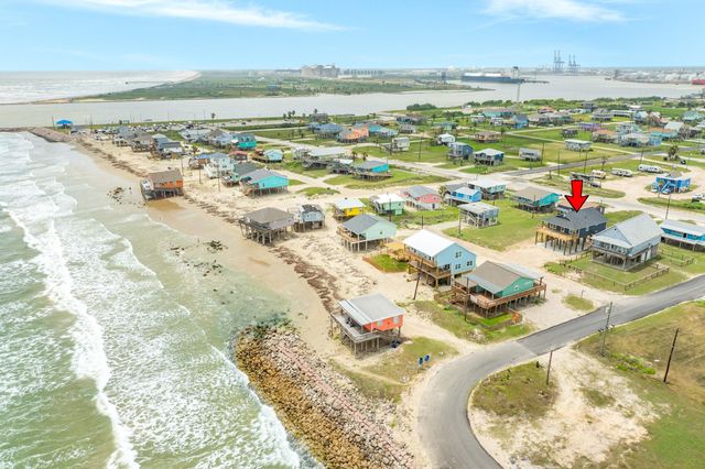 1106 White Cap Drive, Surfside Beach, TX 77541