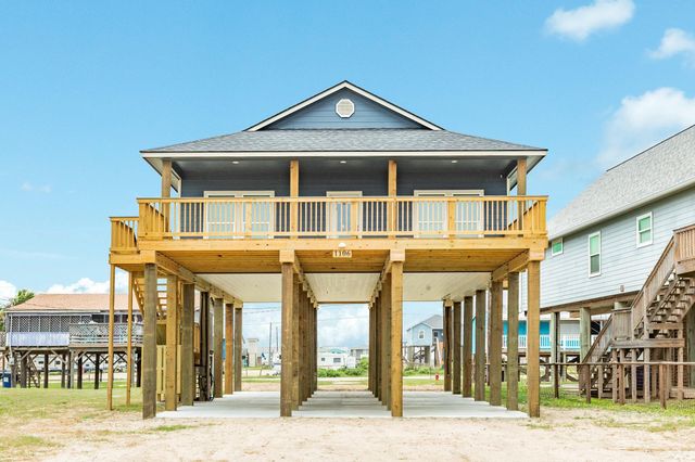 1106 White Cap Drive, Surfside Beach, TX 77541