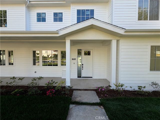 1688 E Mendocino, Altadena, CA 91001