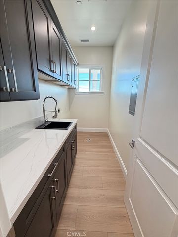 1688 E Mendocino, Altadena, CA 91001