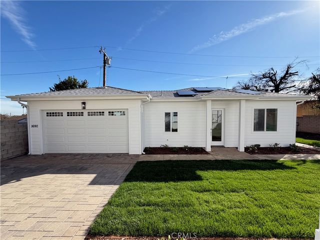 1688 E Mendocino, Altadena, CA 91001