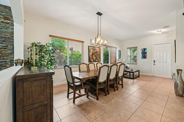 553 Gazetta Way, West Palm Beach, FL 33413