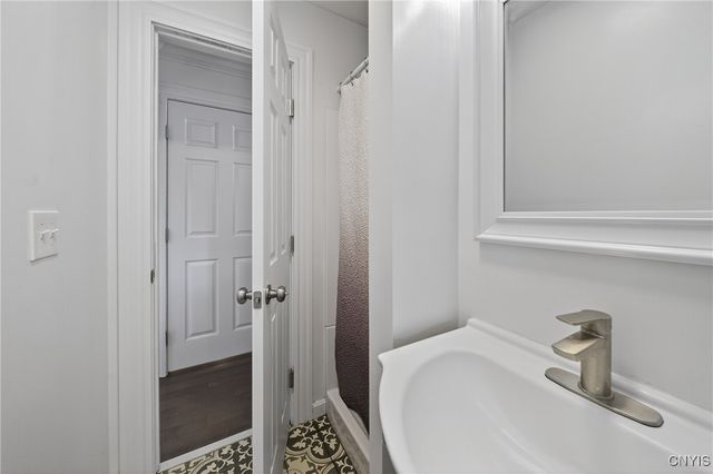 105 Dakota Street, Syracuse, NY 13210