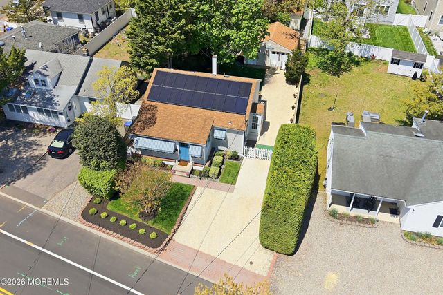 594 Princeton Avenue, Brick, NJ 08724