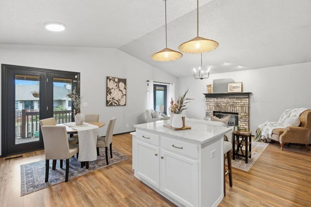 7409 E Brookview Cir, Wichita, KS 67226