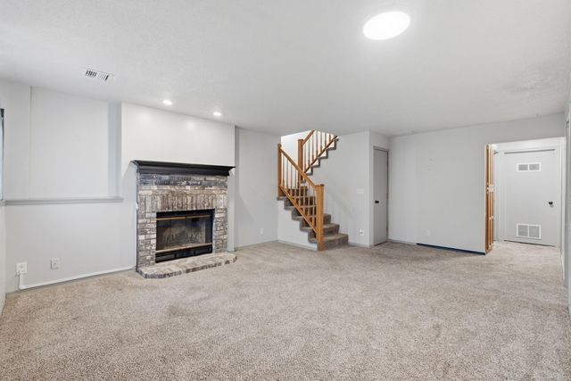7409 E Brookview Cir, Wichita, KS 67226