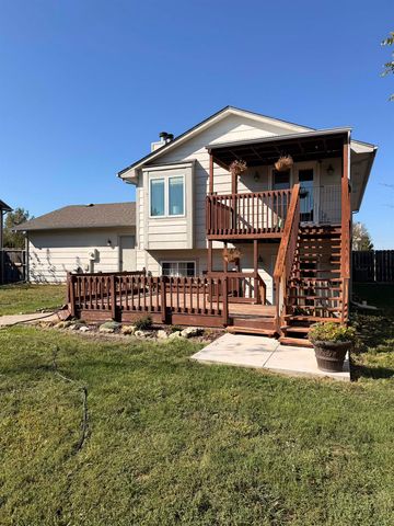 7409 E Brookview Cir, Wichita, KS 67226