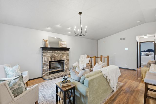 7409 E Brookview Cir, Wichita, KS 67226