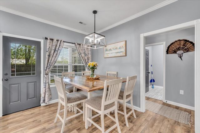 8 Valley Pond Ln, Kelso, TN 37348