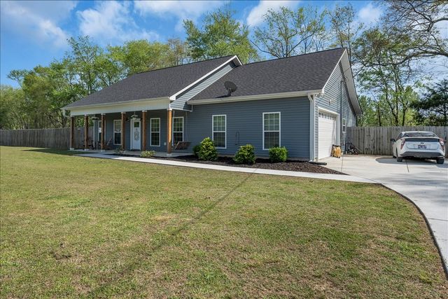8 Valley Pond Ln, Kelso, TN 37348