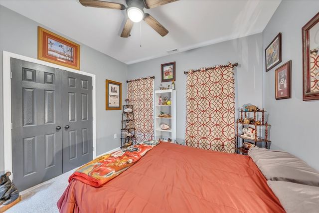 8 Valley Pond Ln, Kelso, TN 37348