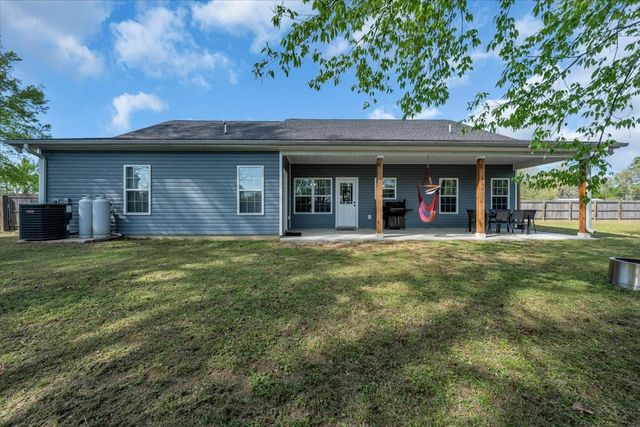 8 Valley Pond Ln, Kelso, TN 37348