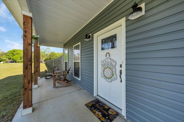 8 Valley Pond Ln, Kelso, TN 37348