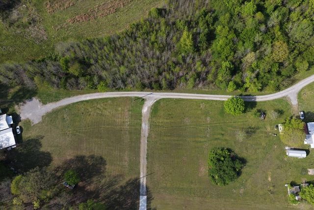 8 Valley Pond Ln, Kelso, TN 37348