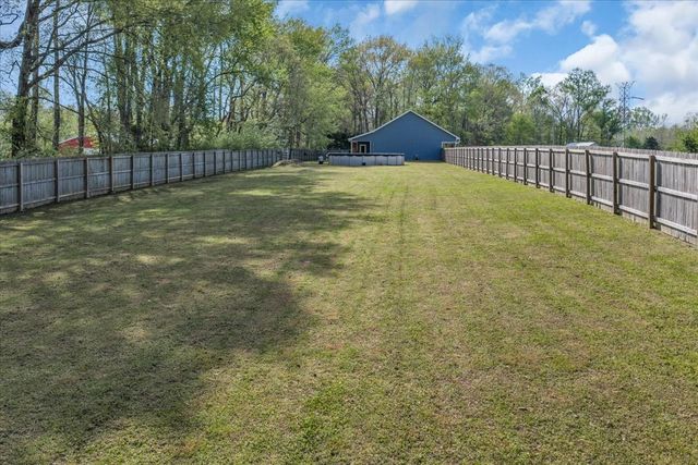 8 Valley Pond Ln, Kelso, TN 37348