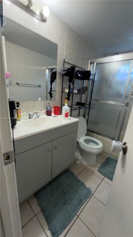 7430 SW 10th St 101D, North Lauderdale, FL 33068