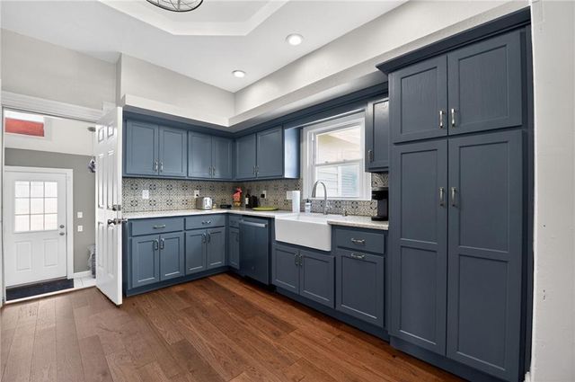 204 SE 1st Street, Lee's Summit, MO 64063