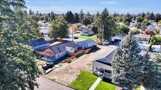 6127 N Howard St, Spokane, WA 99205