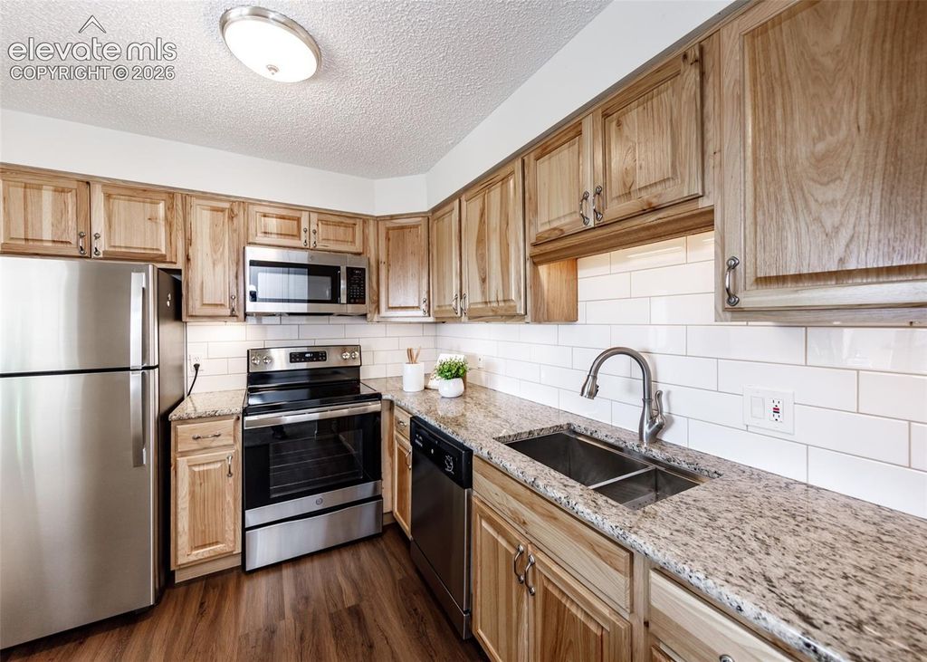 411 Lakewood Circle C806, Colorado Springs, CO 80910 — photo 4