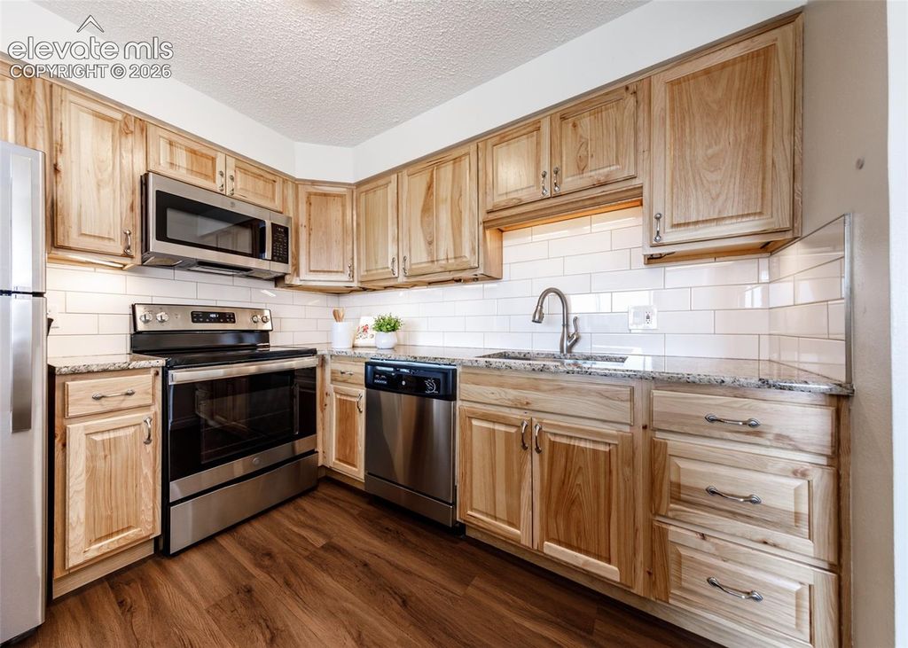 411 Lakewood Circle C806, Colorado Springs, CO 80910 — photo 5