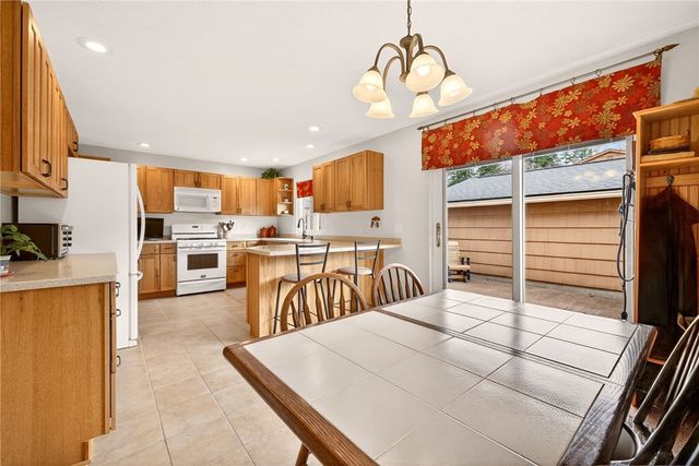 38 Huxley Way, Perinton, NY 14450