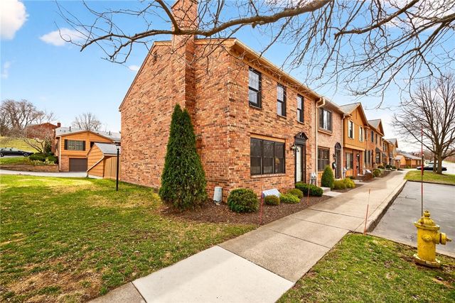 38 Huxley Way, Perinton, NY 14450