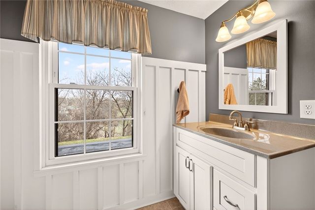 38 Huxley Way, Perinton, NY 14450